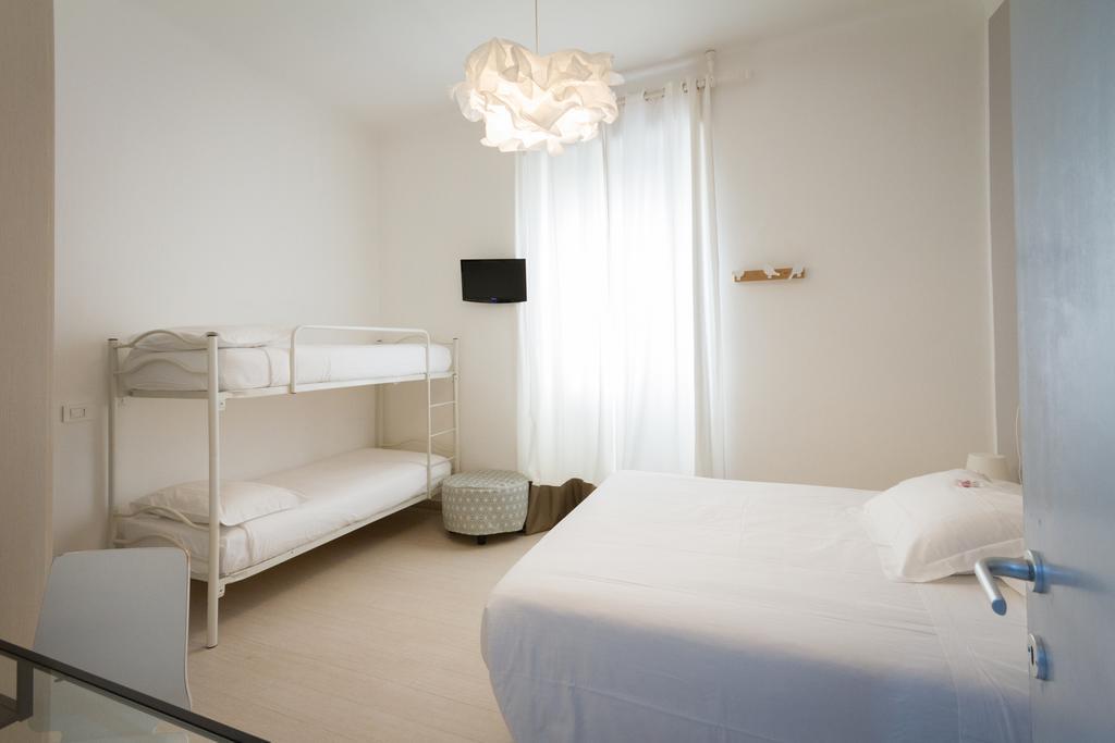 Spot 2* Varazze